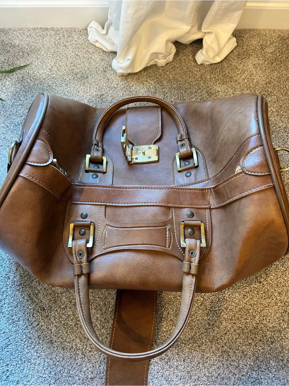Invicta Tan Leather Duffel Bag with Brass Hardware